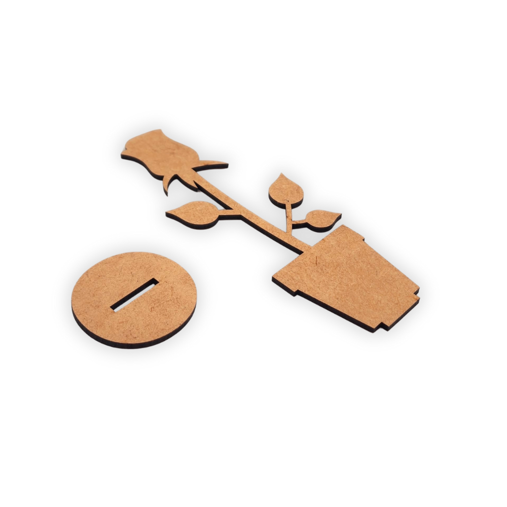 Self-standing wooden rose in pot wood decor